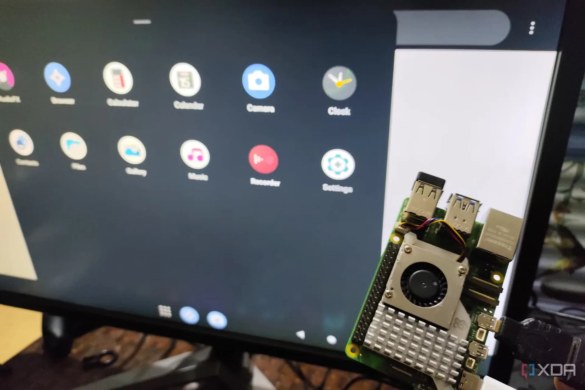 LineageOS logo displayed over a stylized Android 17 interface on a smartphone screen