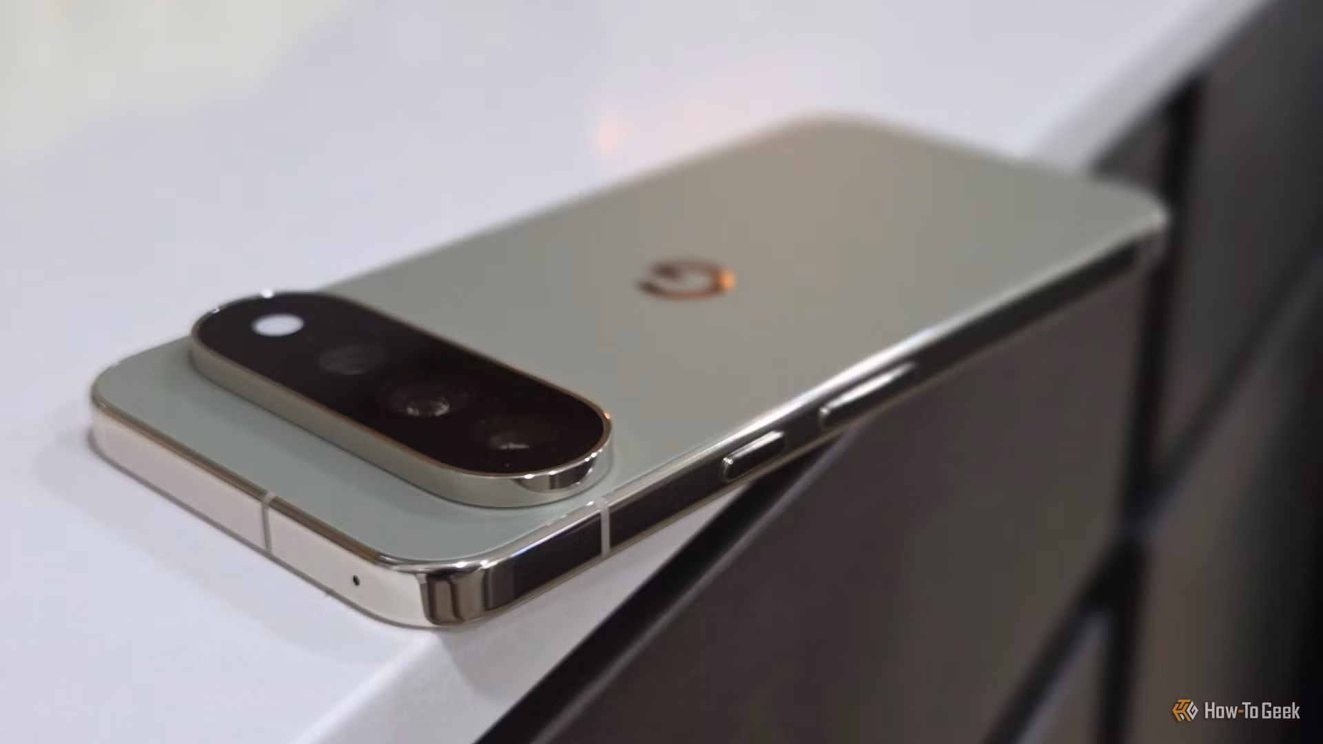A Google Pixel smartphone displaying the Gemini digital assistant interface on its home screen.