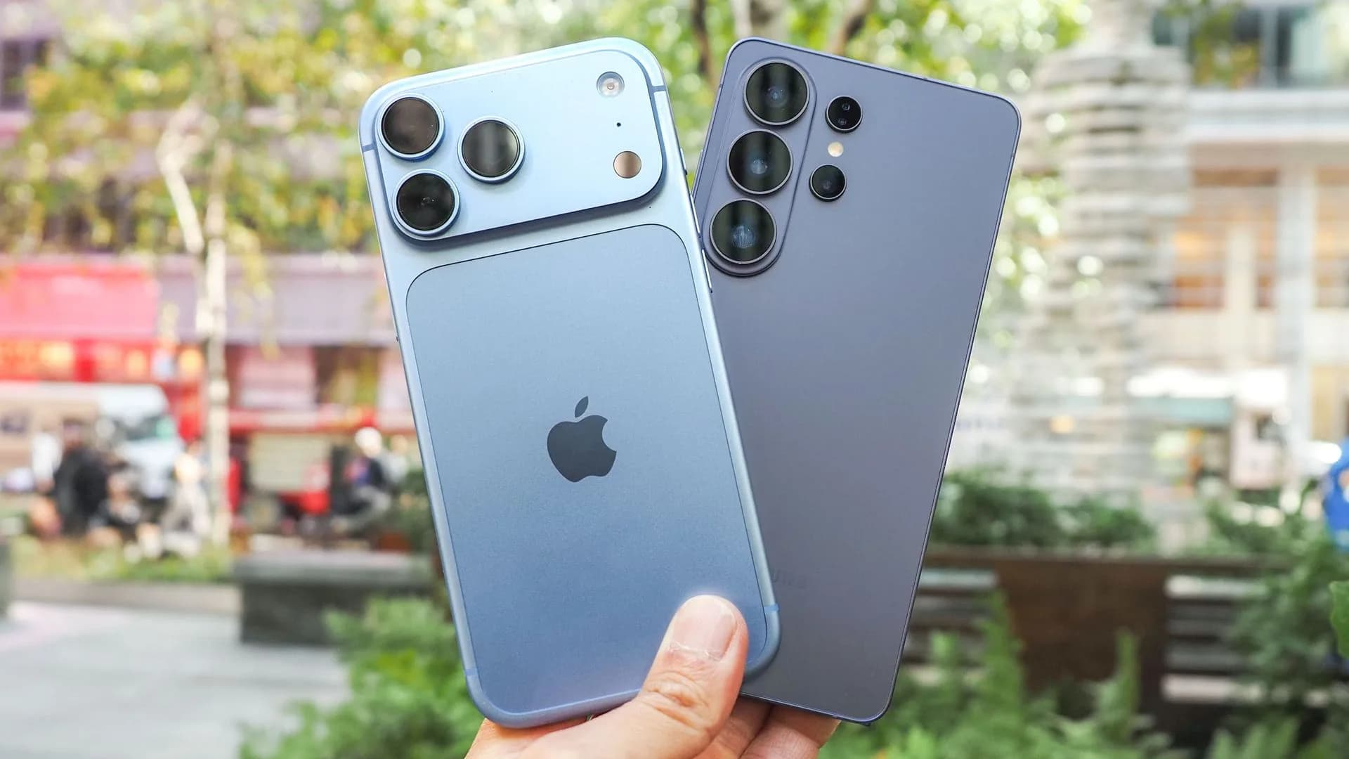 Side-by-side comparison of iPhone 18 Pro Max and Galaxy S26 Ultra camera outputs