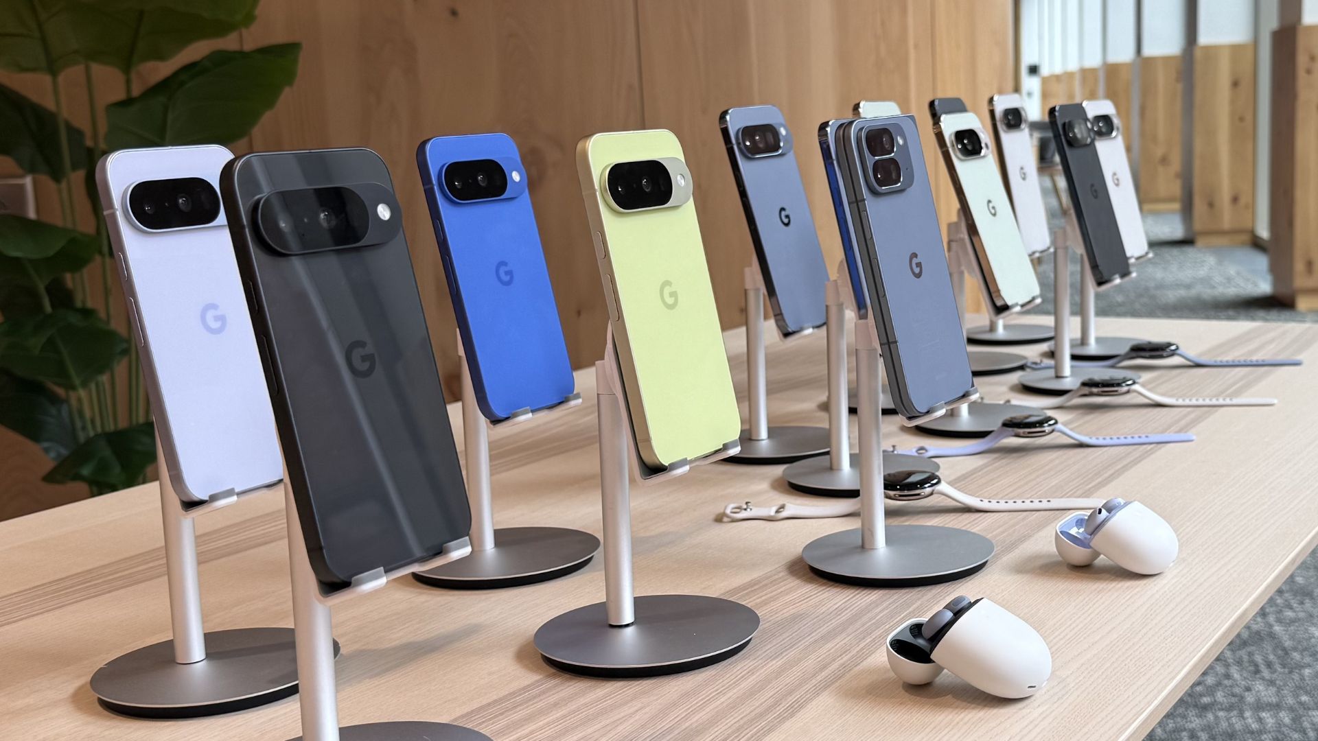 Google Pixel 10 Pro Fold Review: A Subtle Revolution Beneath the Surface