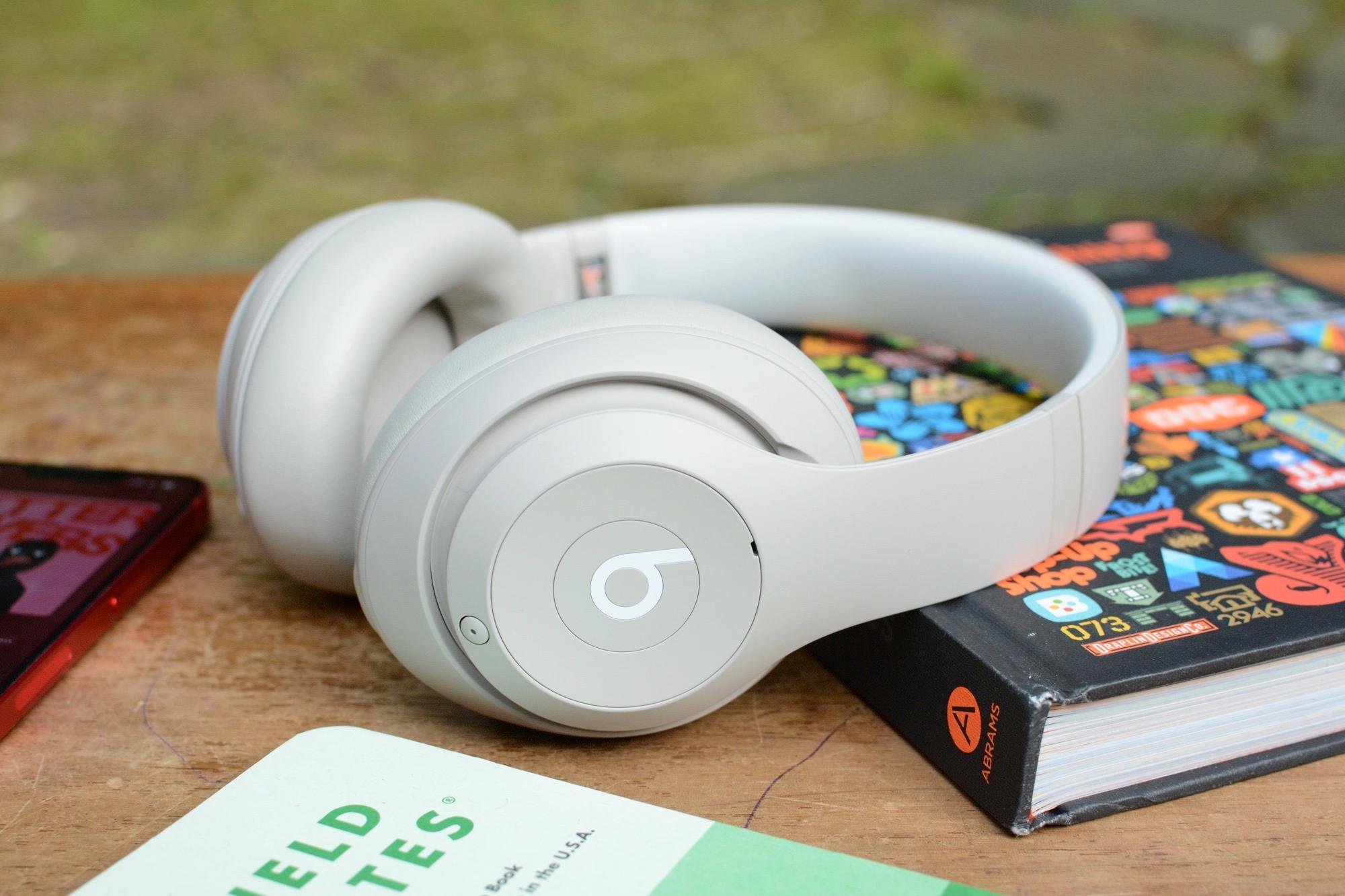 Presidents’ Day Sales 2026: The Best Early Tech Deals From Apple, Sony, Samsung and More